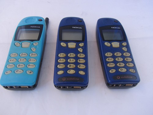 Three nokia 5110 retro - 5110, mobile