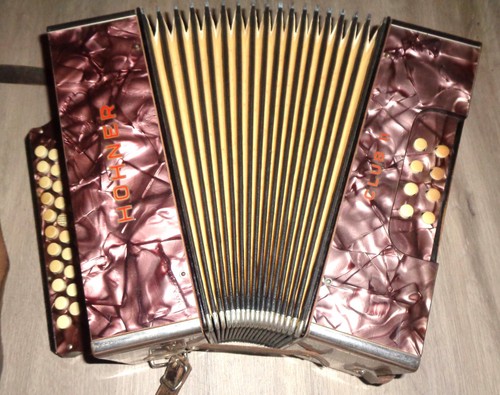 Made germany hohner club - in,