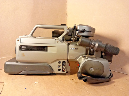 Sony dcr vx9000e digital - dcr,