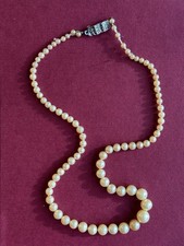 Vintage Pompadour Pearl