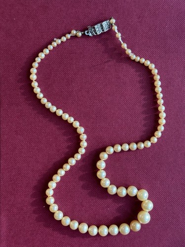 Vintage pompadour pearl - vintage,