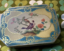 Vintage Biscuit Tin Peek Frean