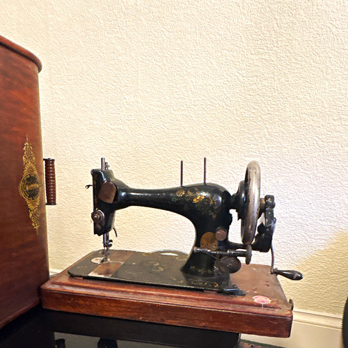Singer vintage mechanical - singer,