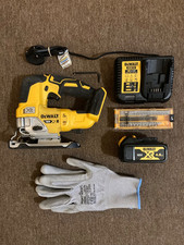 DeWalt Jigsaw, Battery