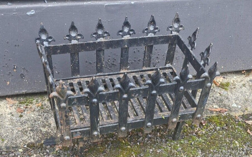 Small wrought iron - , fire