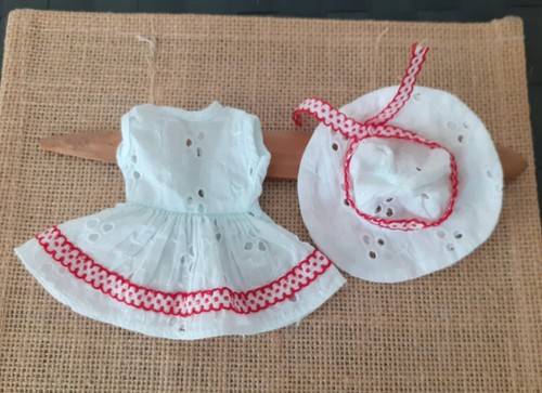 Sindys sister patch dolls - ,