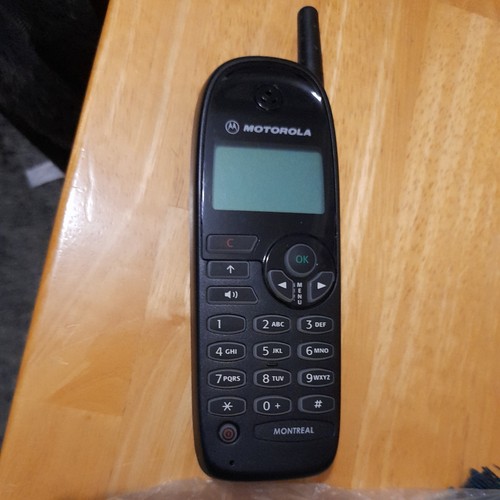 Motorola montreal vintage - motorola,