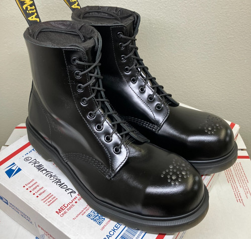 Exposed steel toe martens - dr.,