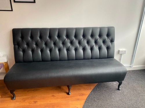 Black button back - , bench