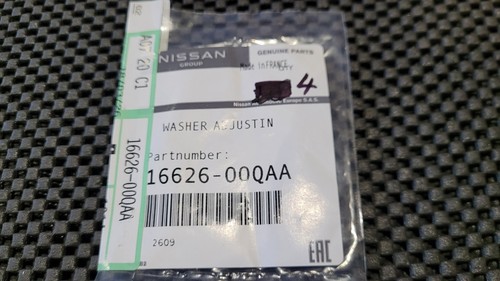New genuine nissan navara - new, mk3