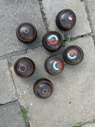 Lawn bowls size - lawn, 4