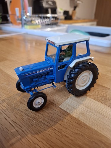 Britains farm toys ford 6600 - toys,
