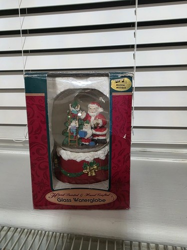 Musical snow globes - musical,