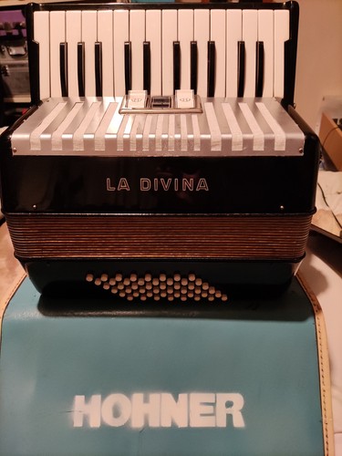 Hohner divinia piano - hohner, la