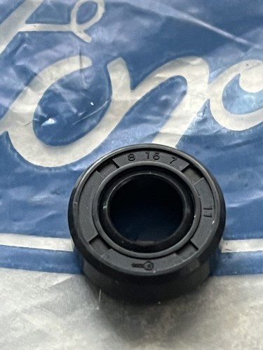 Speedo drive oil seal - -, ford