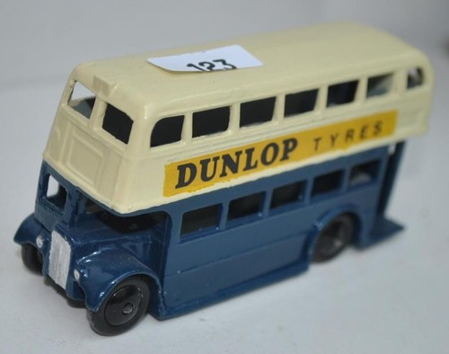 Dinky toys early aec - early,