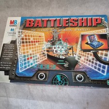 Battleship 1999 Board Game Vintage Retro by MB / Complete in Good Condition