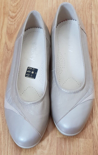 Equity comfortable shoe - comfortable,