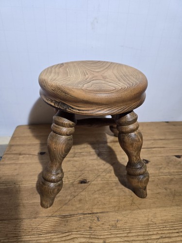 Small vintage french - small, oak