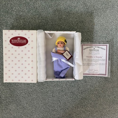 Newborn baby collectable mint - baby,