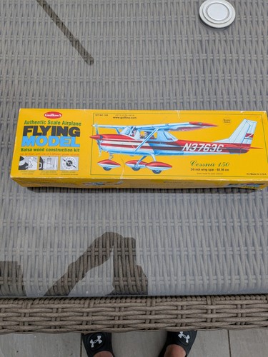 Guillow cessna 150 - 150, balsa