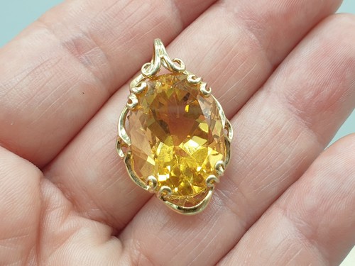 Large chunky 9ct - large, yellow