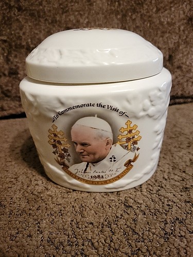 Rare commemorate ceramic - commemorate,