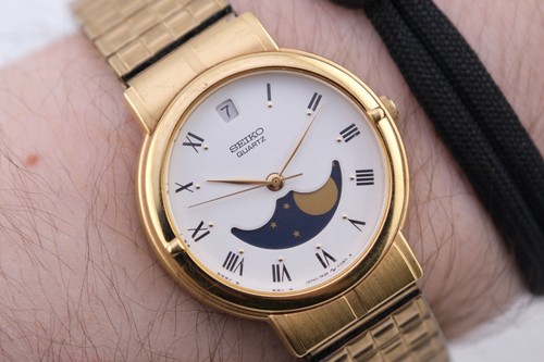 1986 seiko roman moonphase - roman,