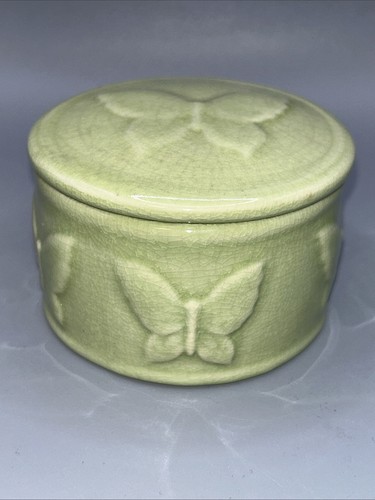 Vintage green ceramic - green,
