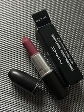 MAC Cremesheen Lipstick In