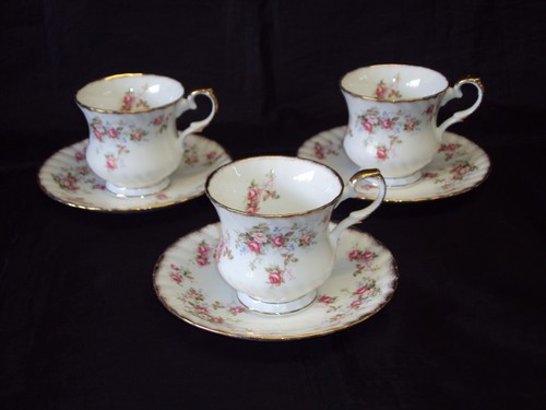 Elizabethan bone china - bone,