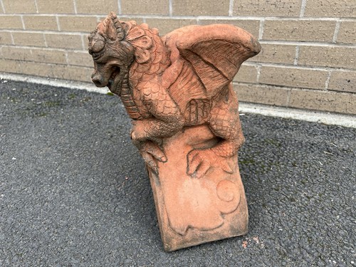 Dragon roof finial - , tile