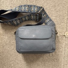 Fat Face 'The Oslo Camera Bag' handbag shoulder BLUE leather BNWT 