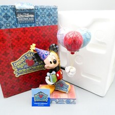 Enesco Disney Showcase Figurine 4013255 Cheerful Celebration Boxed With Tags