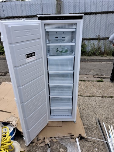 Aeg upright freestanding frost - upright,