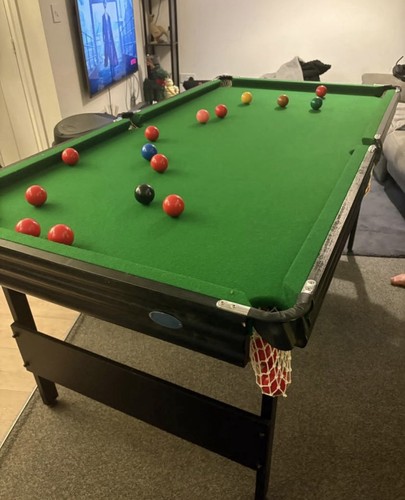 Snooker table 6ft - 6ft, with