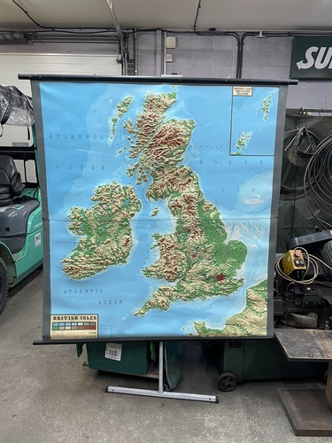 Vintage school wall - vintage, map