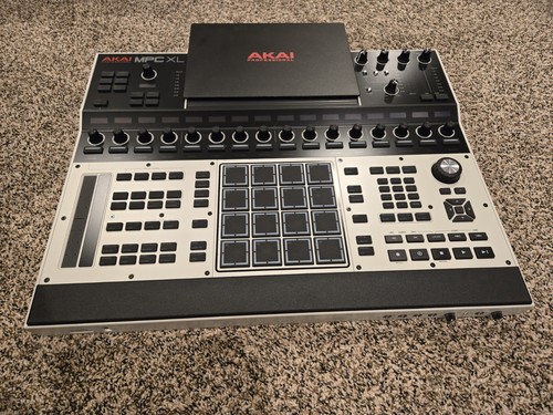 Akai professional mpc new - mpc,