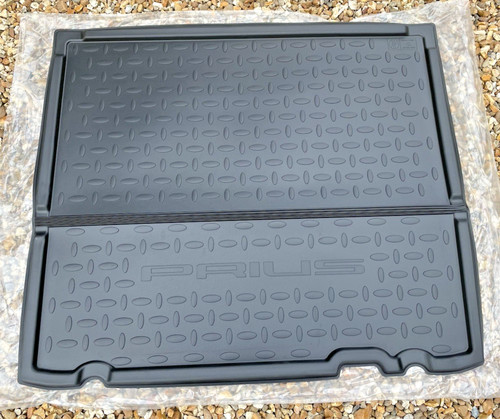 Toyota boot liner prius plugin - prius,