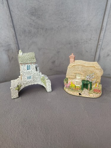Lilliput lane cottages - lane,