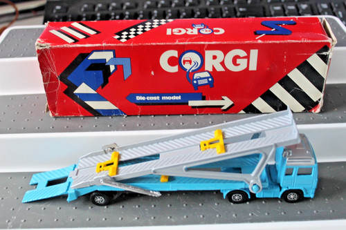 Corgi juniors new - new, old