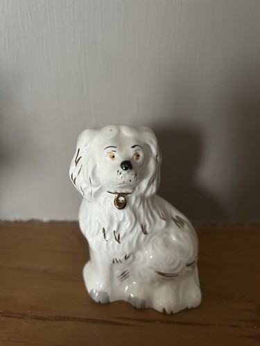 Small beswick dog - beswick,