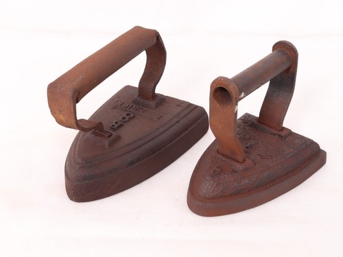 Vintage cast iron flat - x,