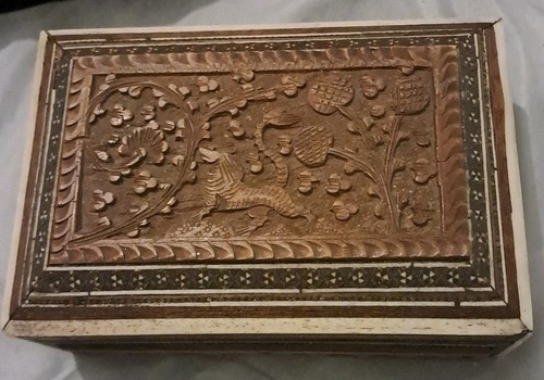 Anglo indian hand - anglo, carved