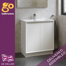 800 White Gloss Bathroom