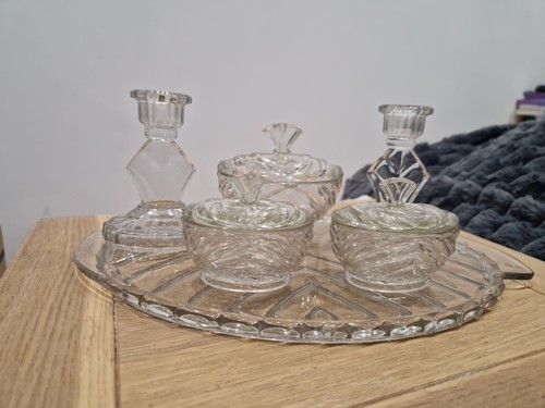 Vintage six piece - six, art