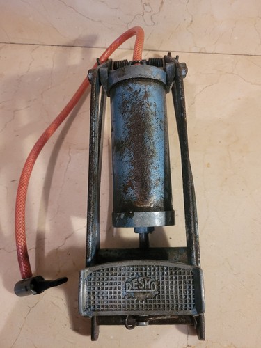 Desmo vintage car tyre - car,