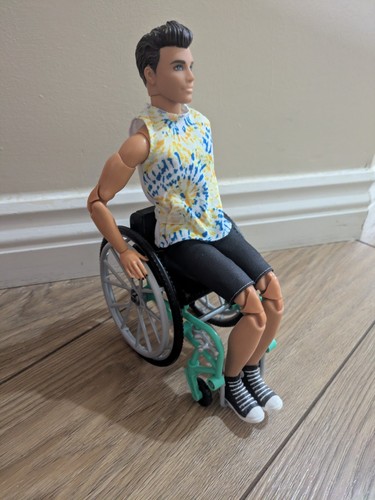 Barbie ken fashionistas - barbie,