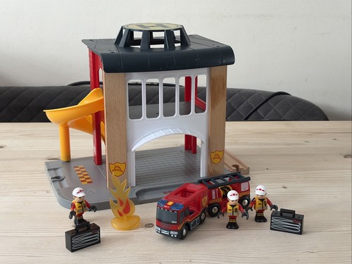 Brio world 33833 central - world, fire
