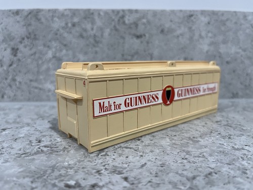 Corgi container - corgi,